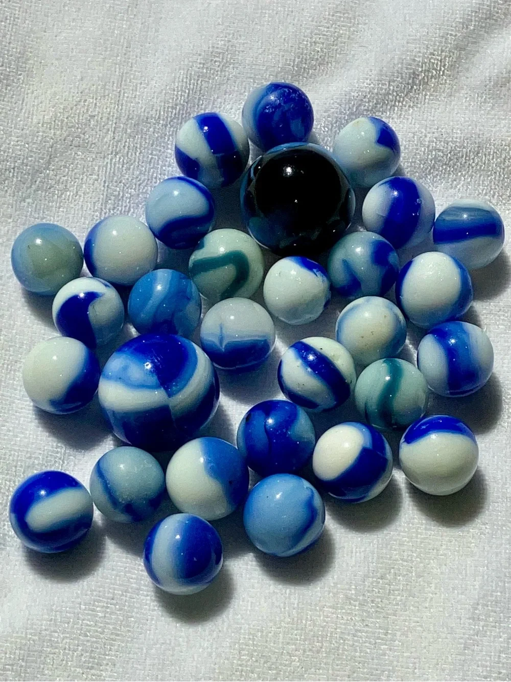 Vintage 30 pc collection Blue and White glass marbles